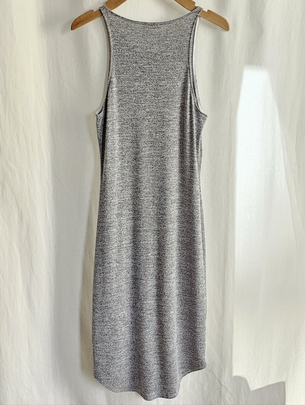 Aritzia Wilfred Free Heather Grey Sleeveless Knit Midi Dress - Picture 7 of 16